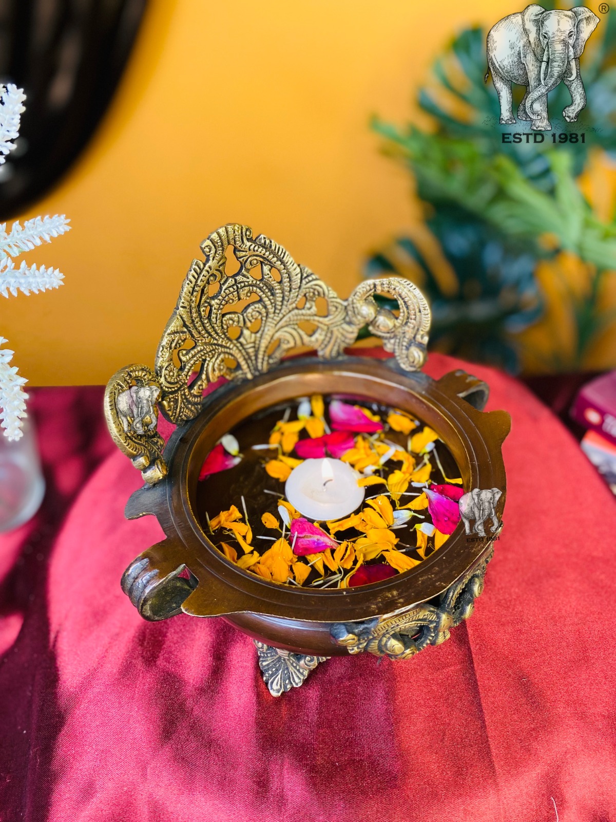 BRASS FLOWER JALI URLI