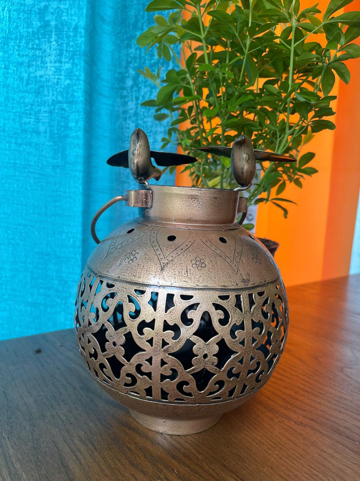MOROCCAN STYLE METAL IRON BIRD LANTERN